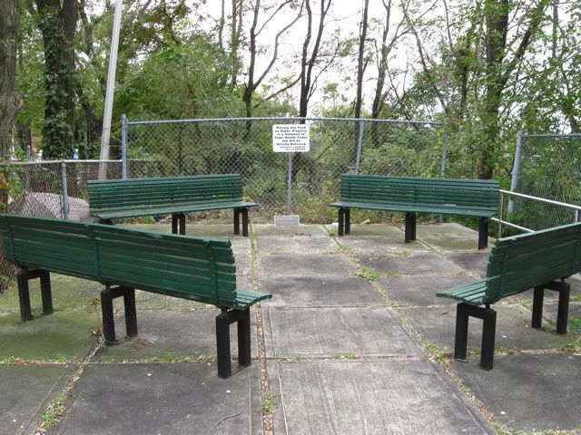 bench square, bergen, nj