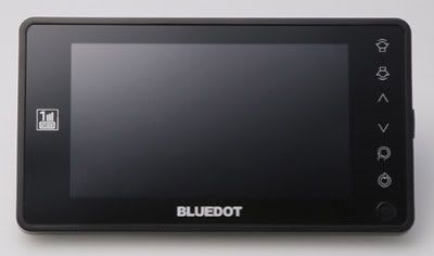 Bluedot's 4-inch portable TV with 1Seg and a whole bunch of slim