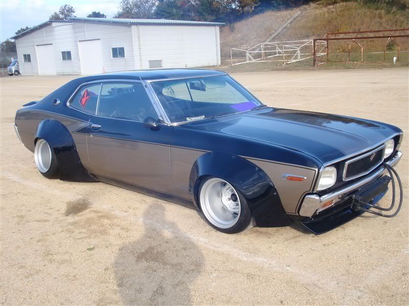 nissan-laurel-c130-hardtopoverkill.jpg