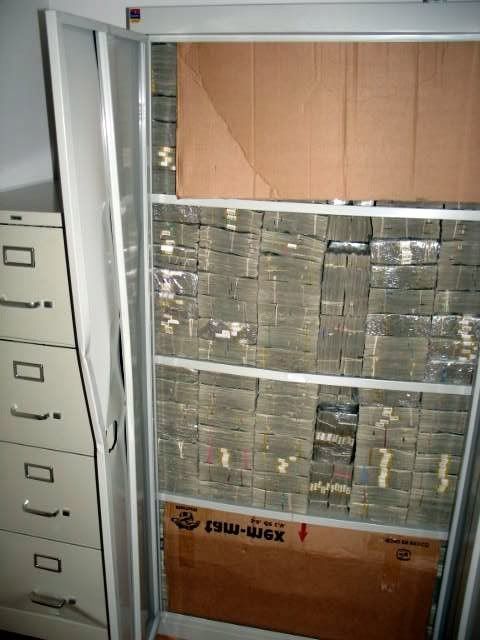 09_dengi_47424.jpg