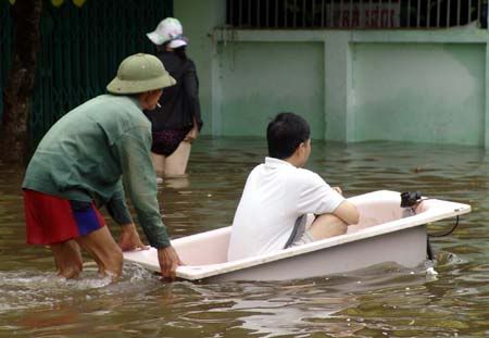 Dinh-Cong_Nguyen-Danh-Hiep.jpg