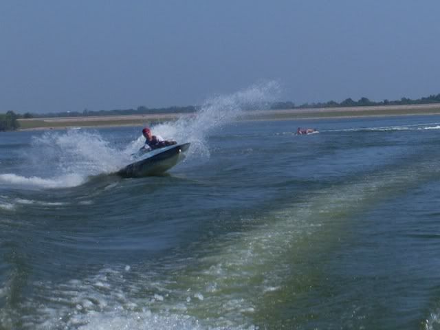 Boat Wake Surfing Photo by scrawford_photos | Photobucket