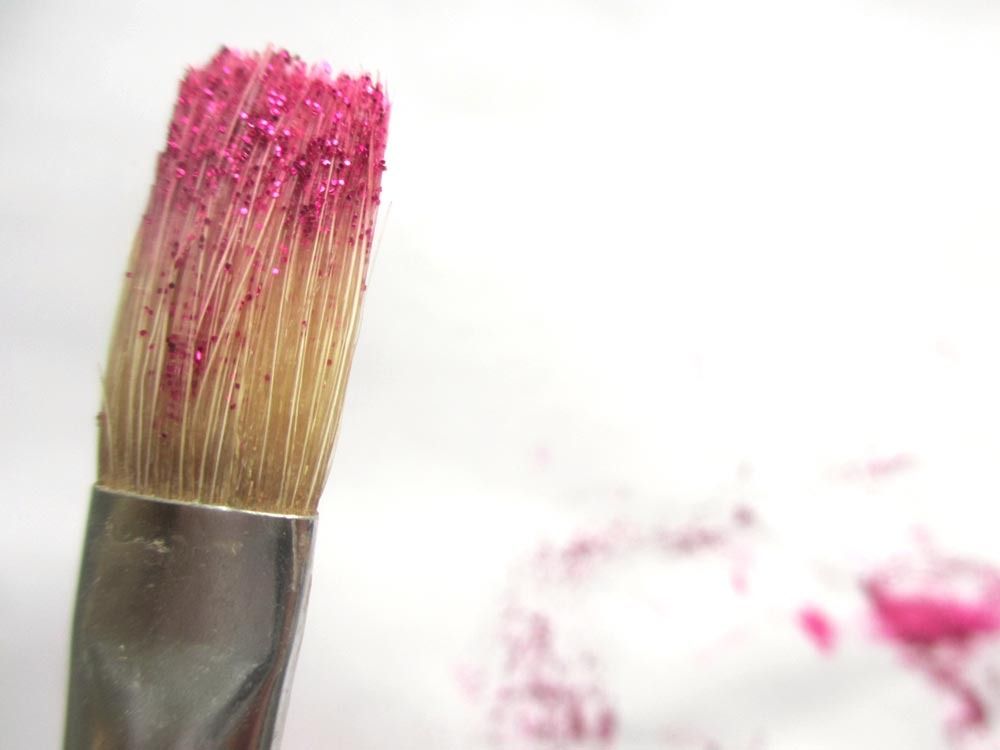  photo Everyday-sneak-peeks-glitter-brush_zpshuozjsrb.jpg