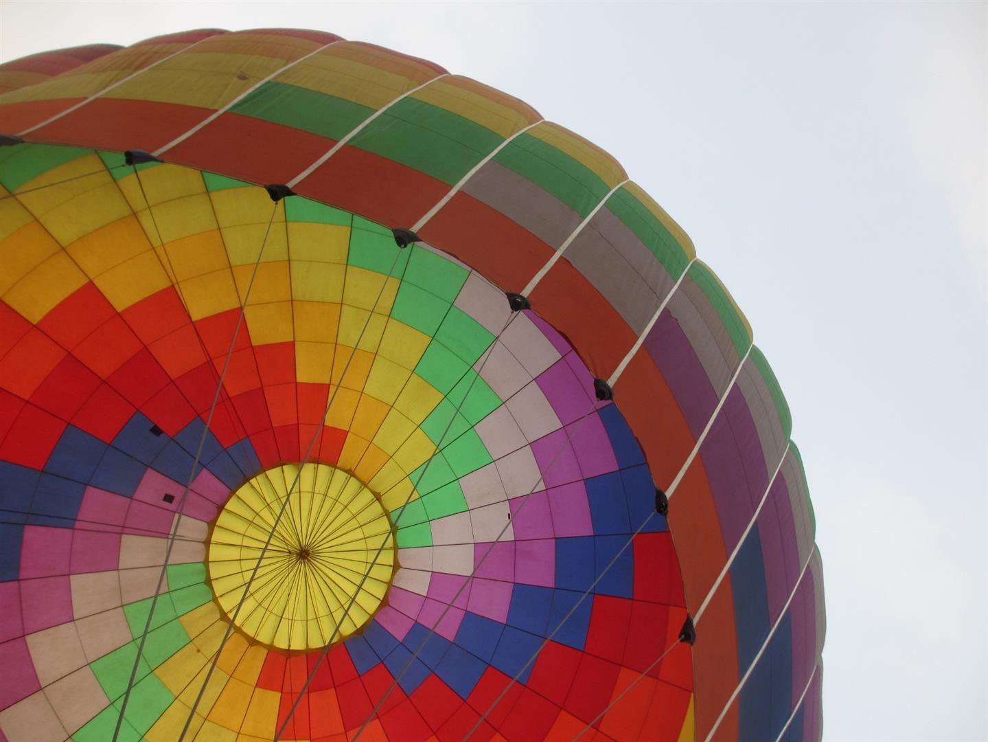  photo Vang-Vieng-hot-air-balloon-laos-1_zpstnoriv2y.jpg