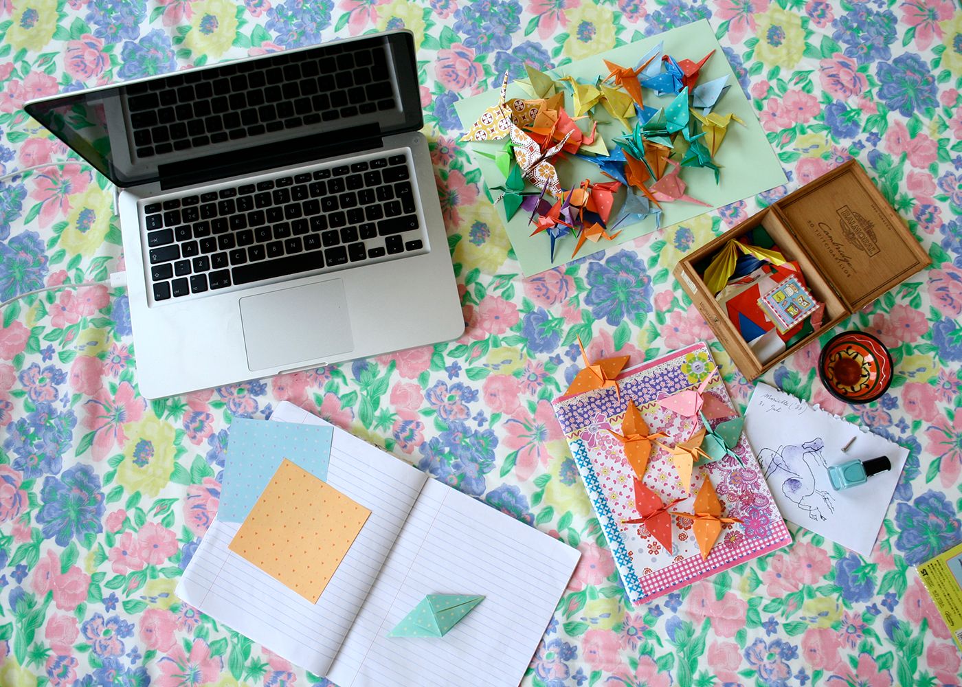 photo origami-work-space-2_zps90d274a4.jpg