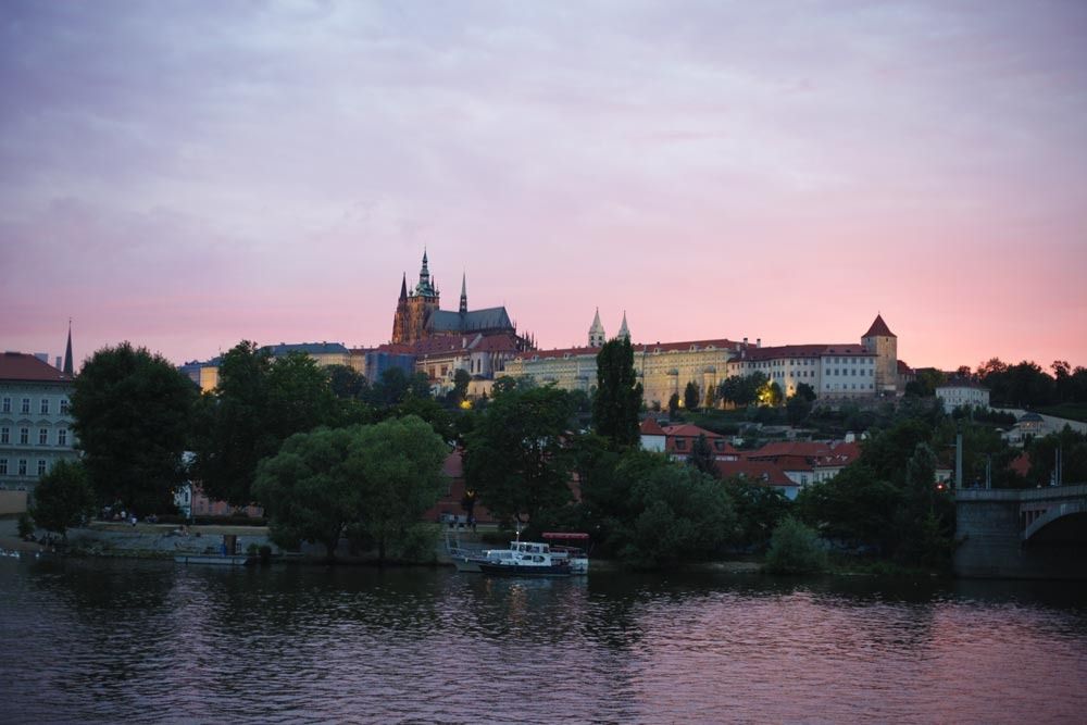  photo prague-11-castle-sunset_zpsvs4nrnma.jpg