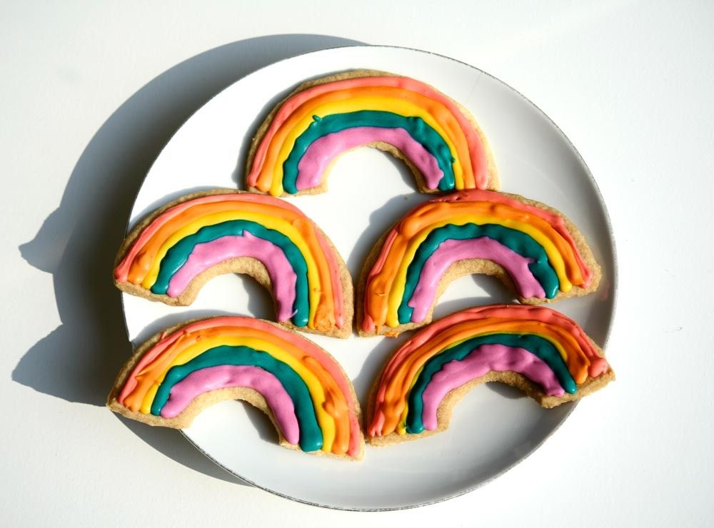  photo rainbow-cookies-icing_zps4ti0ob9u.jpg