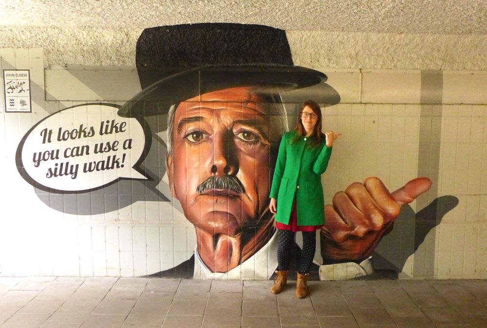  photo john-cleese-tunnel-eindhoven-face-graffiti.jpg