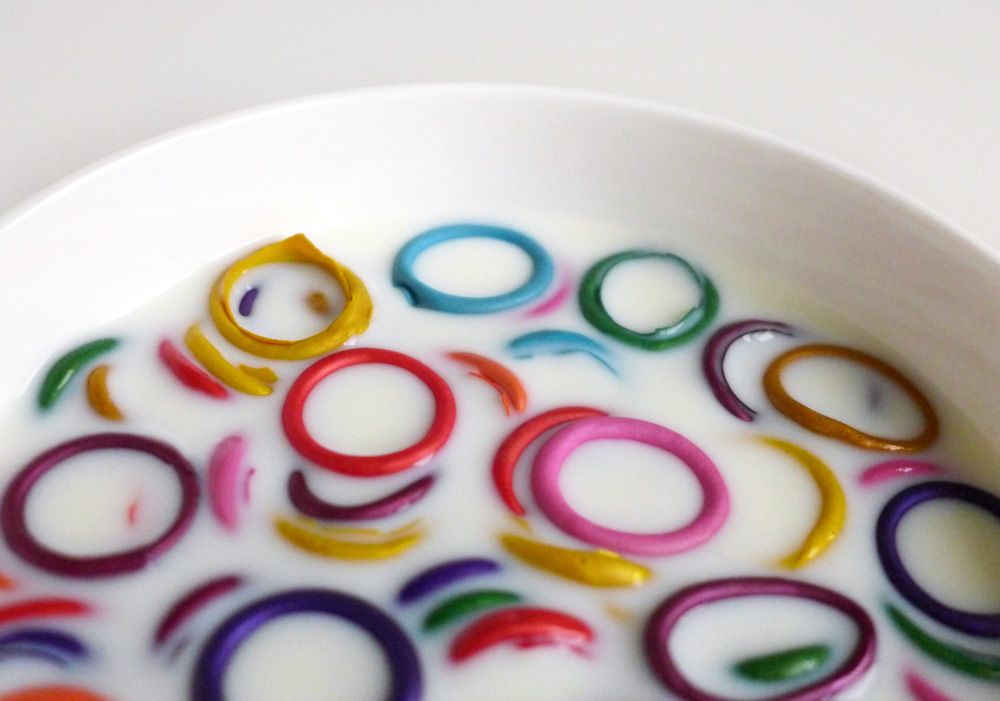  photo rainbow-breakfast-cereal-bowl-close-up.jpg