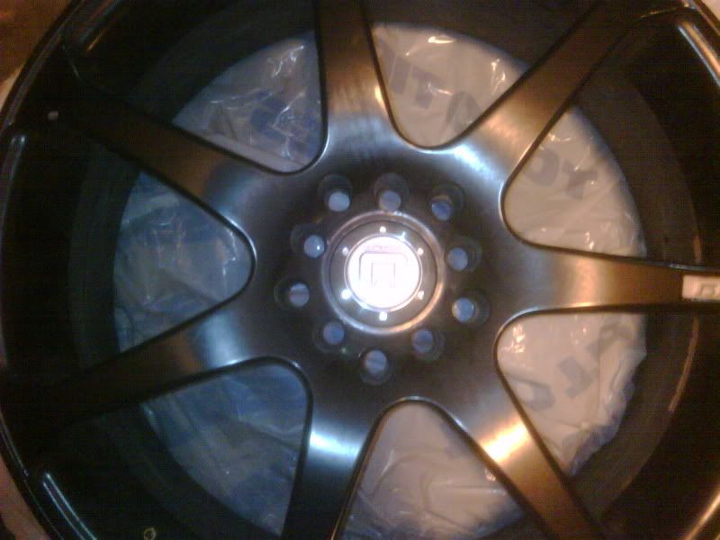 http://i147.photobucket.com/albums/r305/absolum/rims.jpg