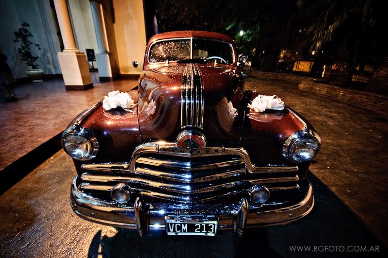 bgfoto, casamiento, parroquia san benito abad, pontiac 1947, vintage cars