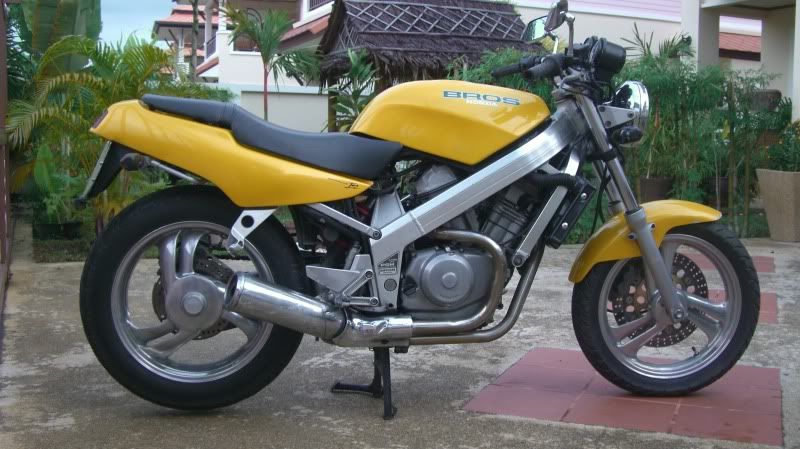 Honda bros 400cc #2