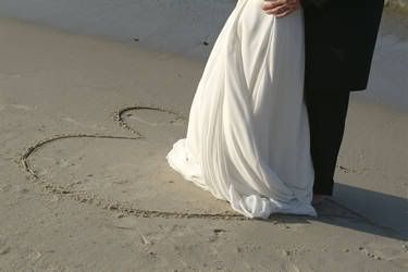 Beach Wedding Pictures, Images and Photo Gallery