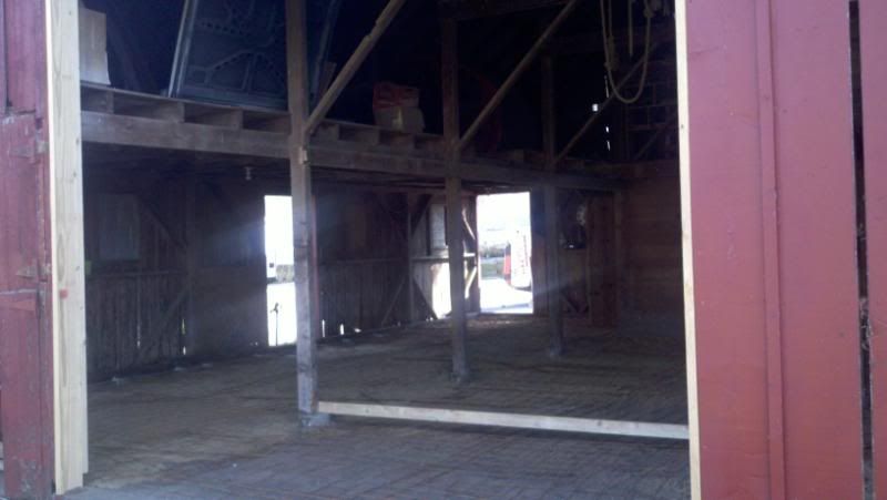 barn33.jpg