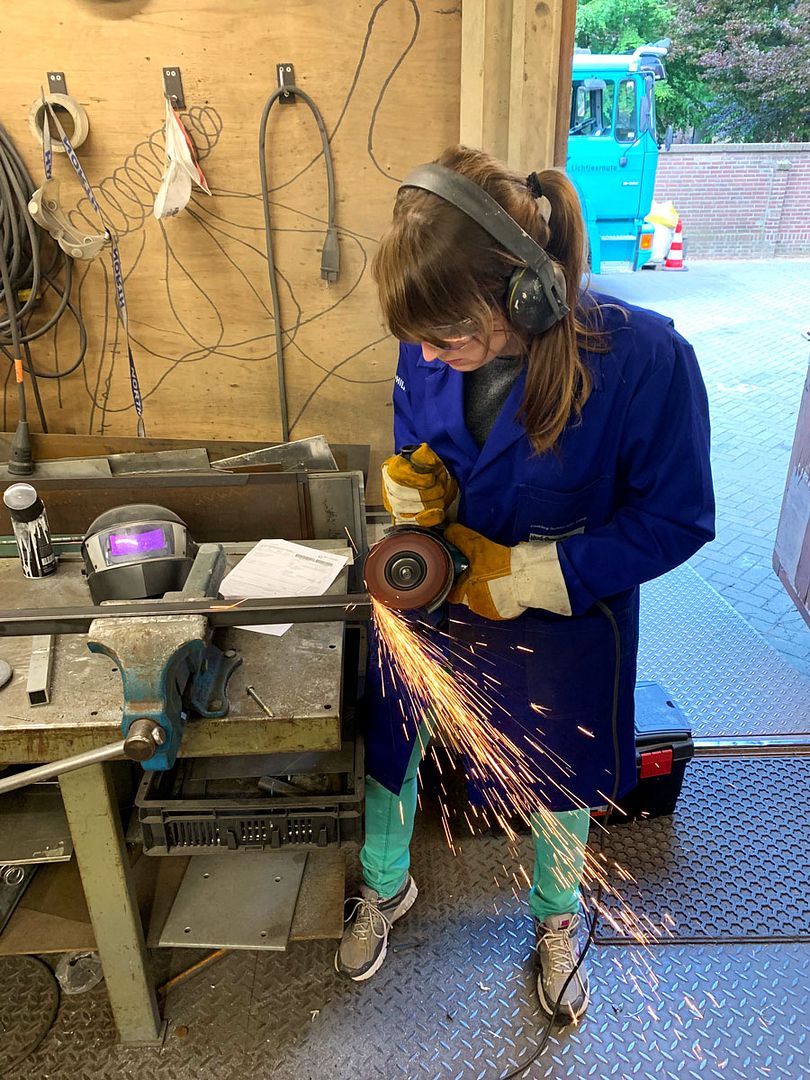  photo Angle_grinder.jpg